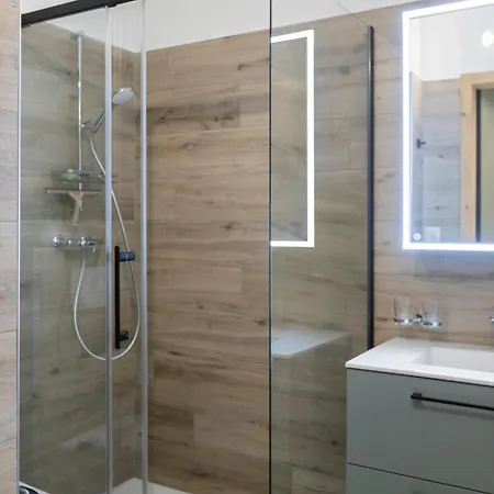 Apartmán Cosy, Neuf, Vue Panoramique, Centre A 4 Min A Pied Crans-Montana