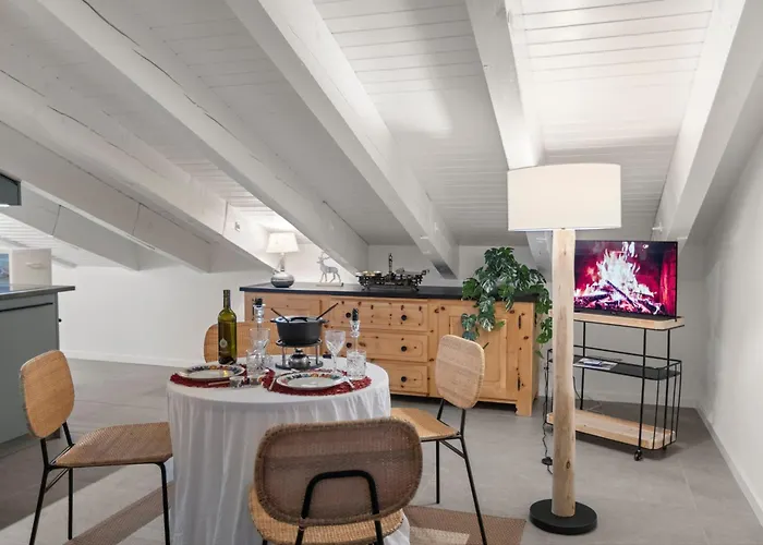 Apartamento Cosy, Neuf, Vue Panoramique, Centre à 4 Min à Pied